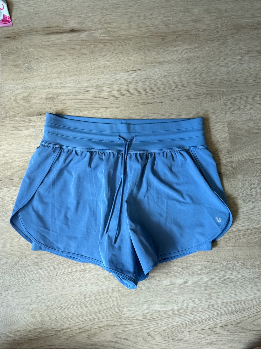 Vuori daily speed shorts